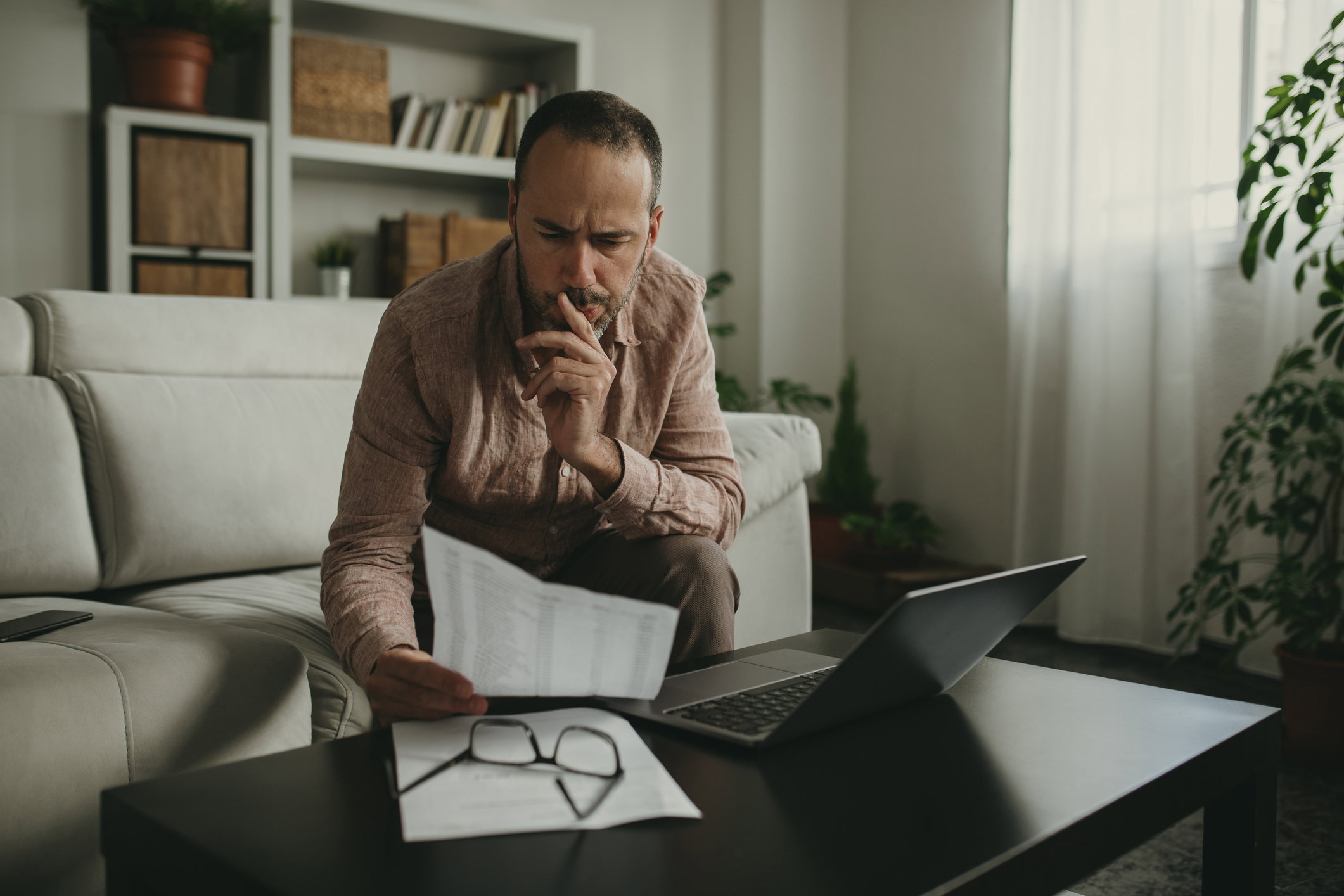 bankrut z dokumentami