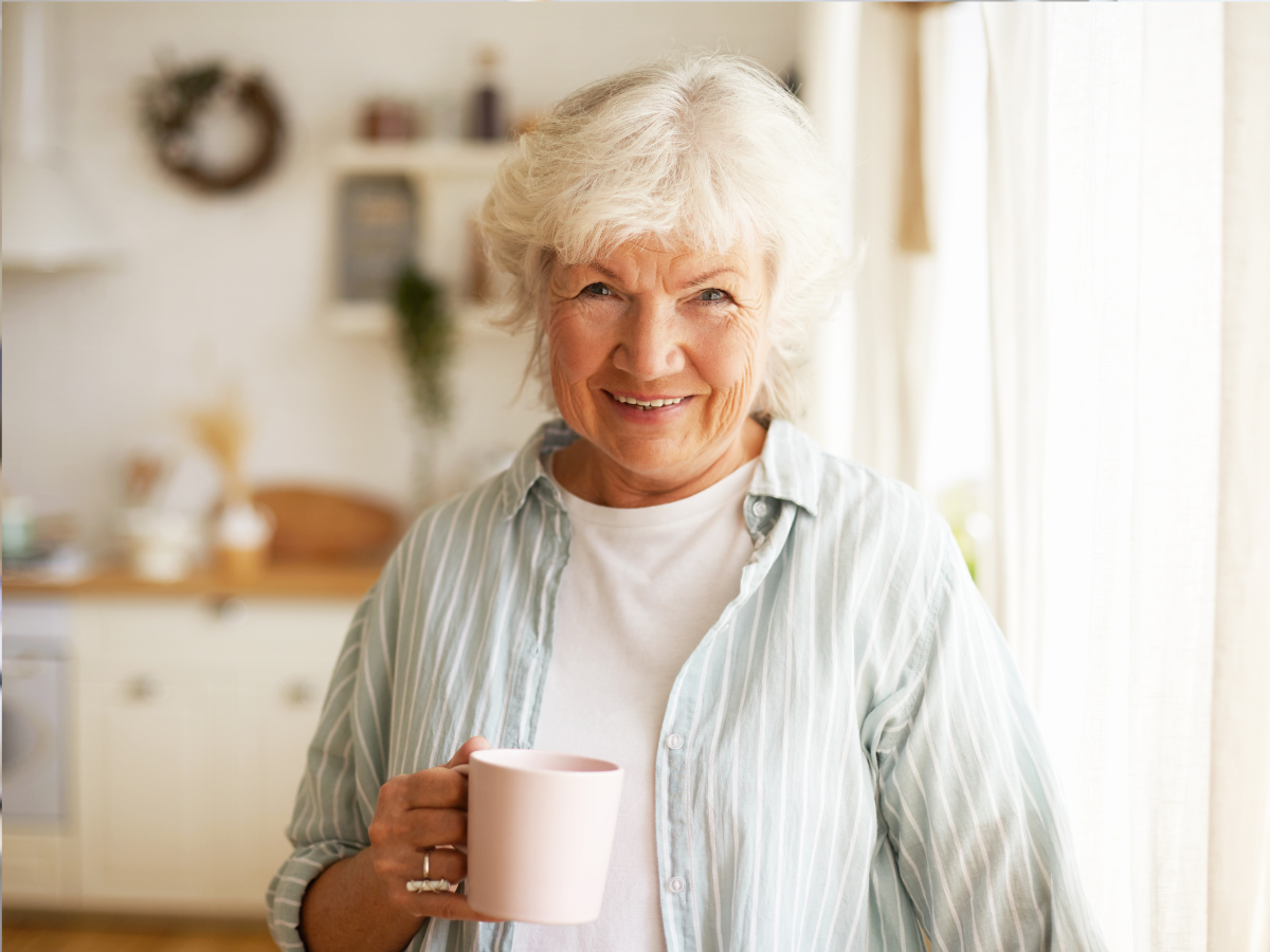 uśmiechnięta kobieta