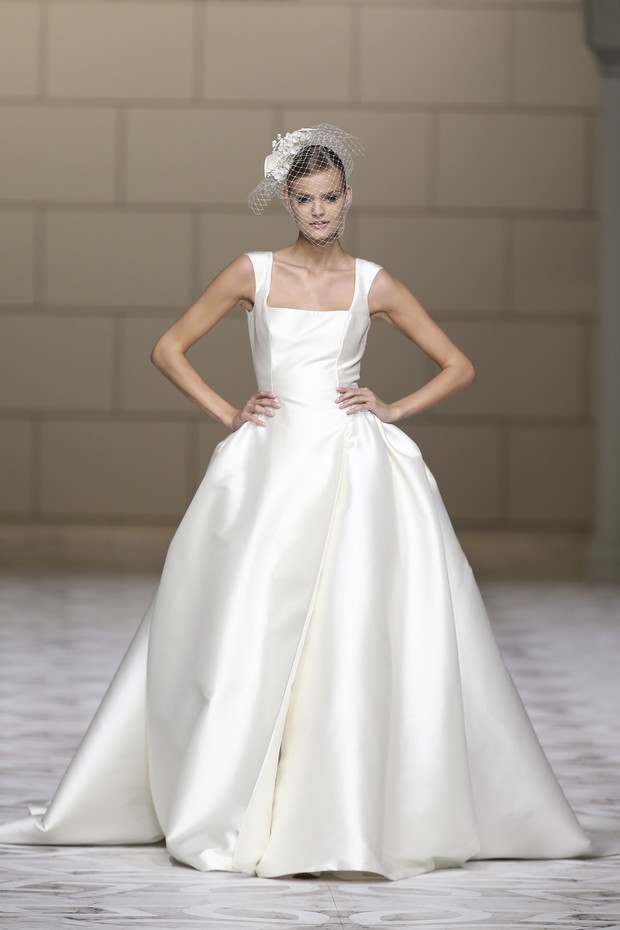 Pronovias_brd_S15_095