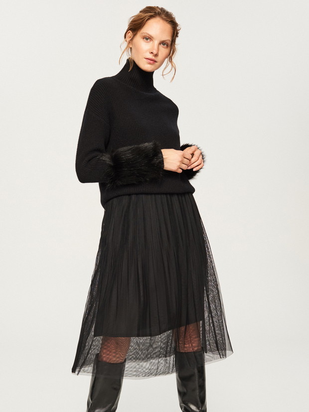 Sukienki Reserved na święta 2018