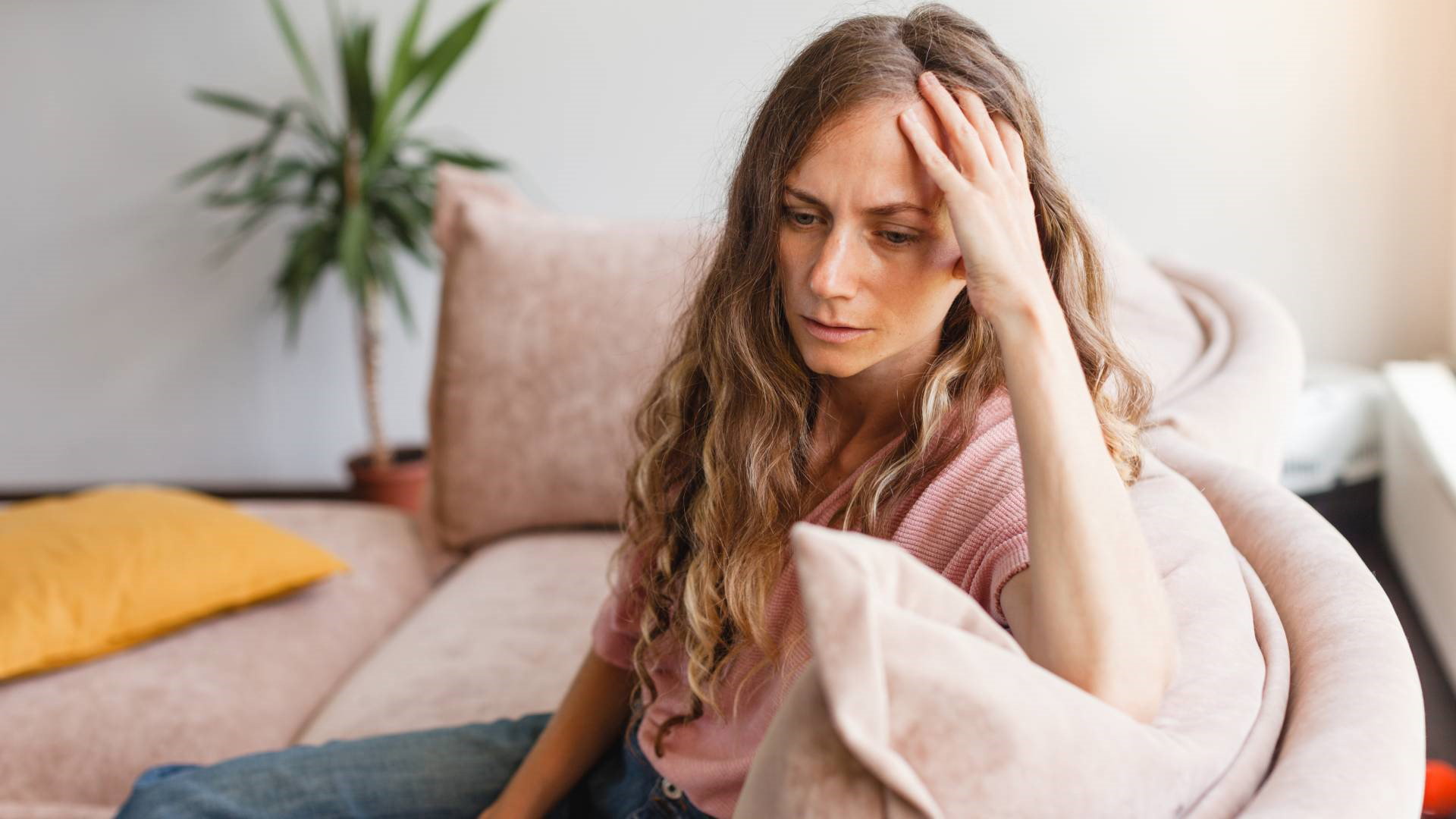 Stoję na rozdrożu i nie wiem, którą drogę wybrać. Nasze małżeństwo to tylko fasada