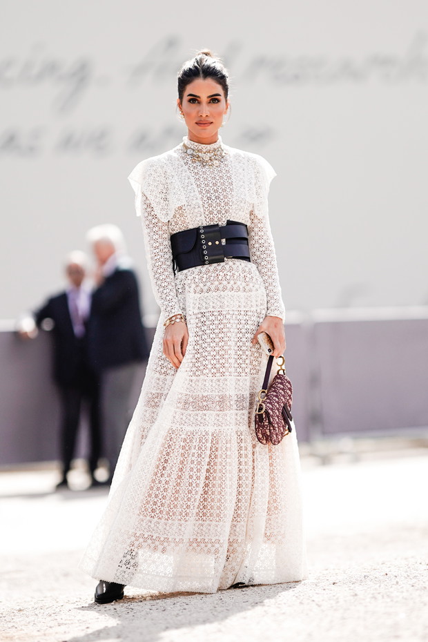 Modne sukienki trendy moda 2019