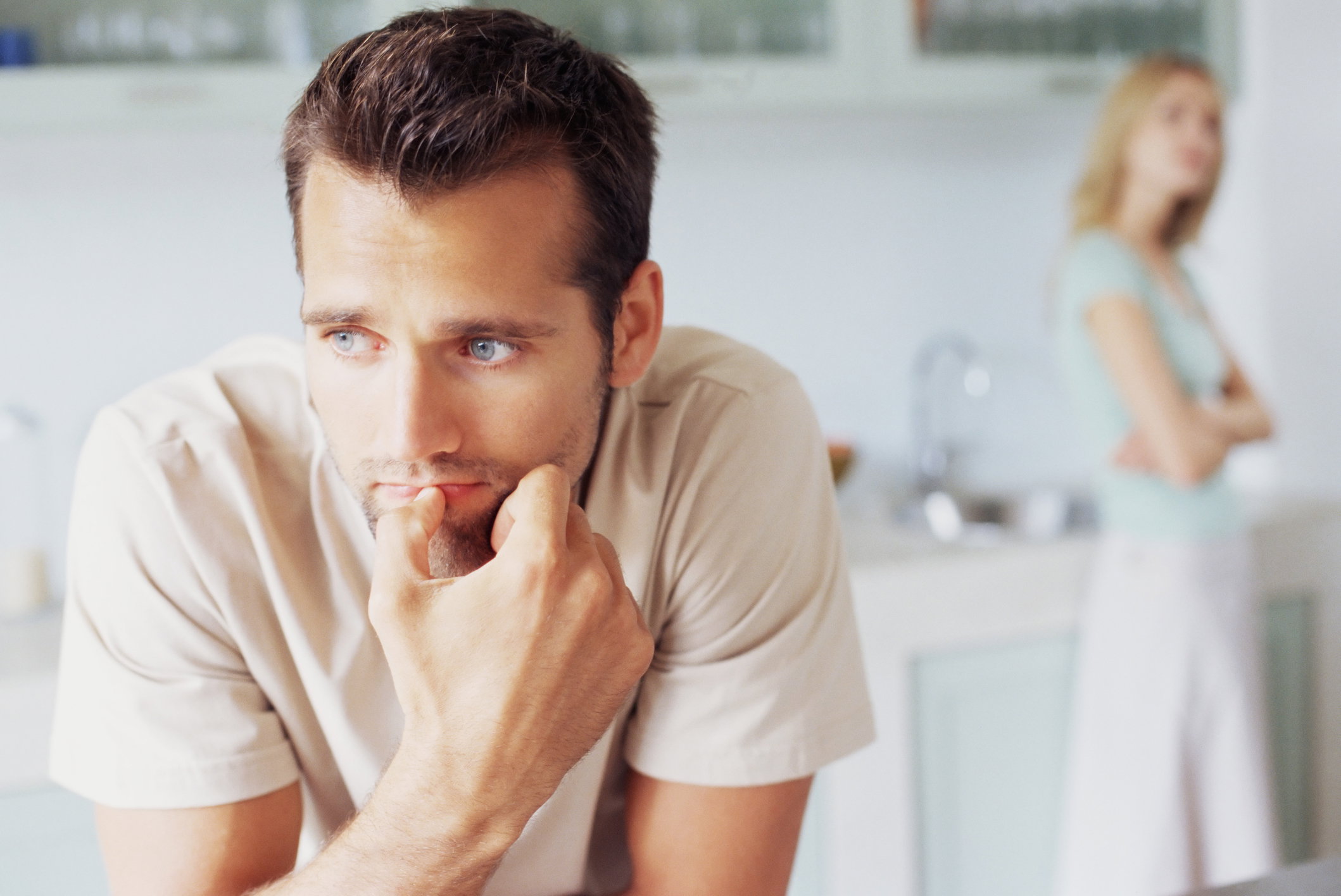 załamany mężczyzna