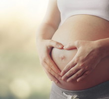 Kobieta w zaawansowanej ciąży