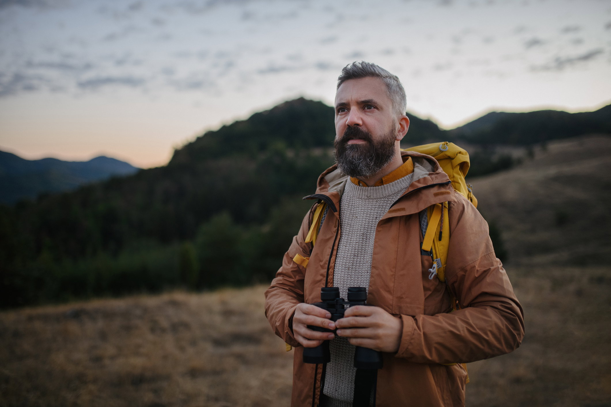 Mężczyzna w górach