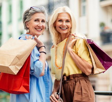 Wskazano 3 znaki zodiaku, którym w sierpniu 2024 Fortuna nie pożałuje pieniędzy