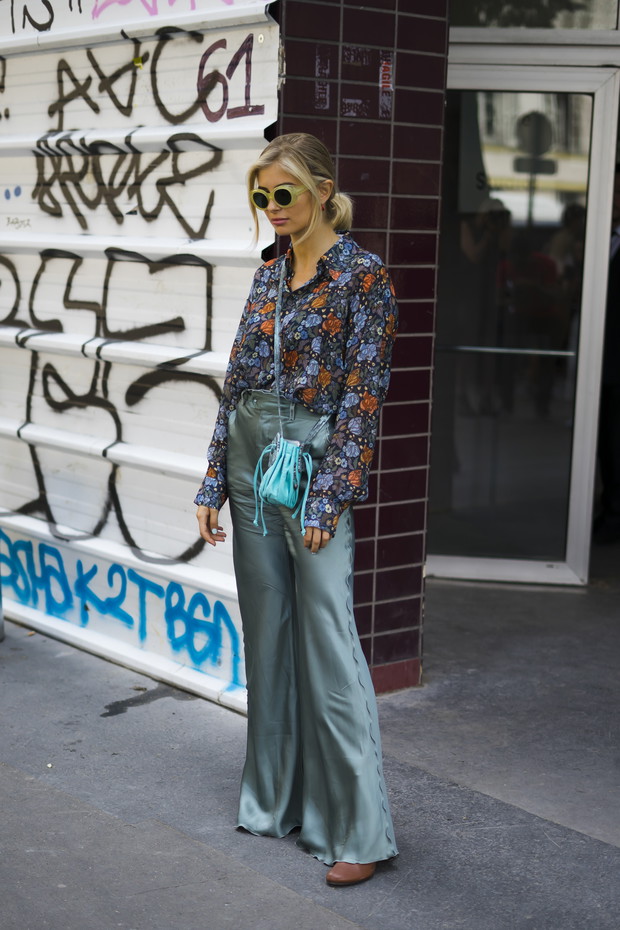 Małe torebki: trendy moda wiosna 2019