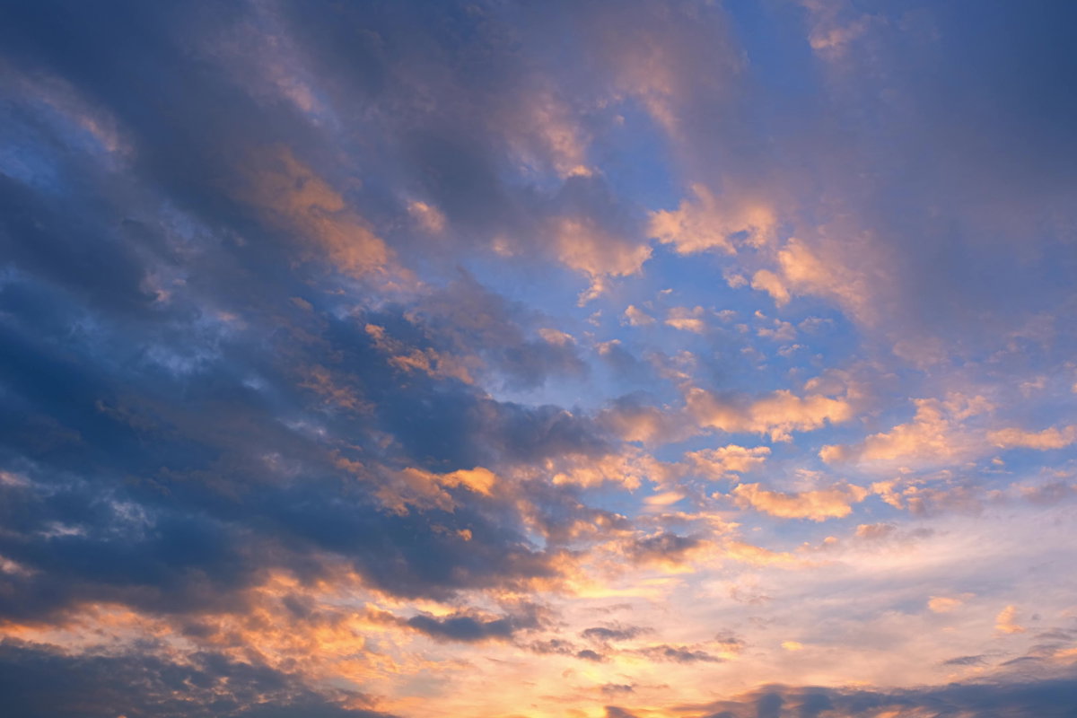 Ten kolor aury dominuje w lipcu 2024