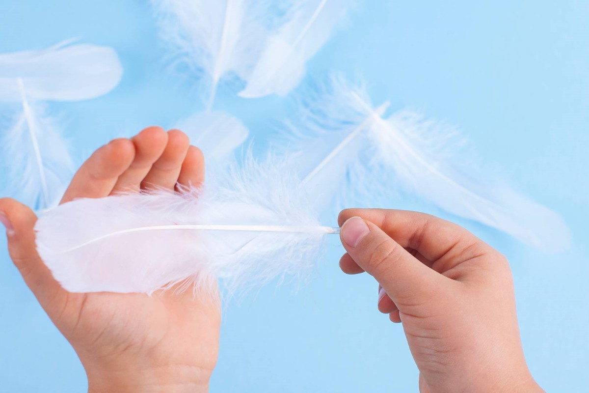 Wskazano 3 znaki zodiaku, które w sierpniu 2024 r. dotknie ręka anioła