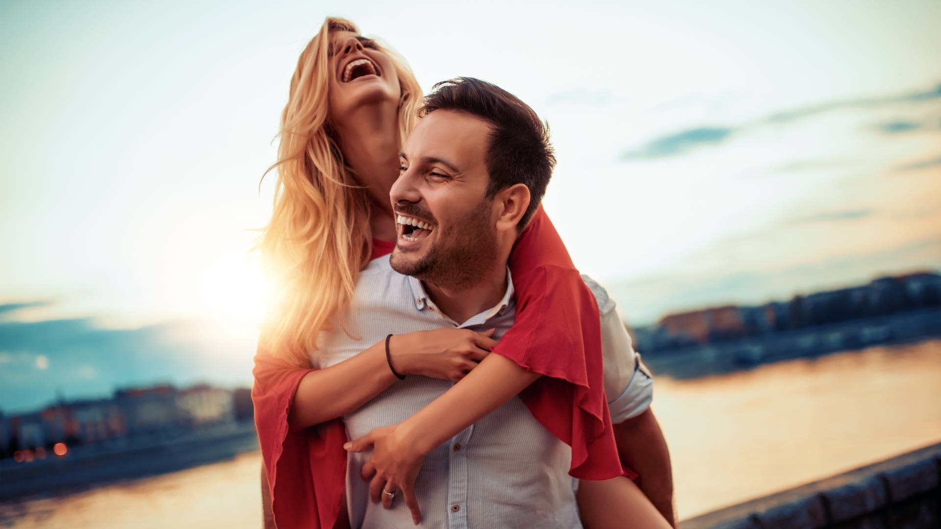 Wskazano 3 znaki zodiaku, które w lipcu 2024 wpadną w sidła miłości