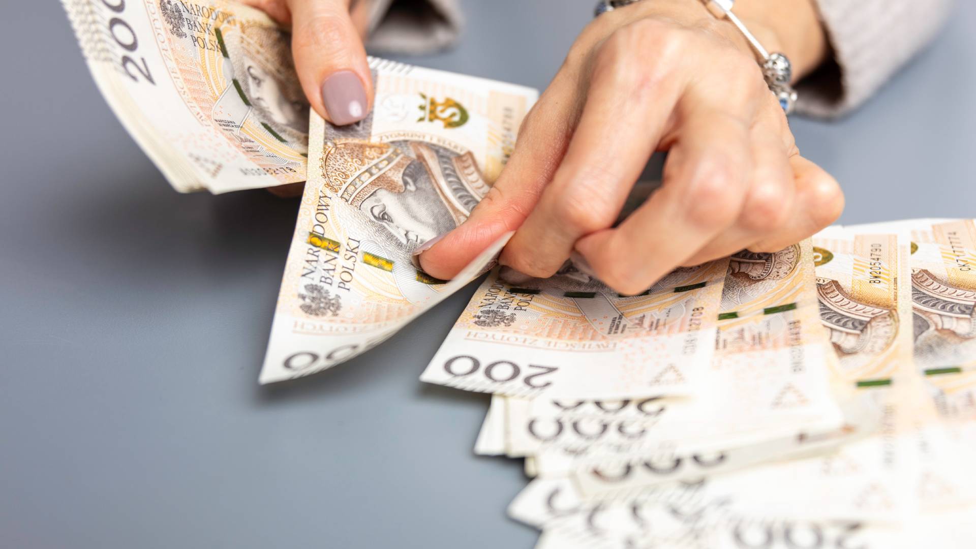 Wskazano 3 znaki zodiaku, które już w czerwcu otrzymają zastrzyk gotówki