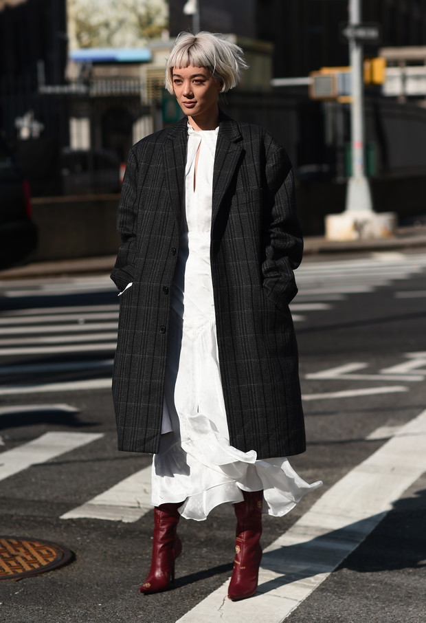 Sukienki na wiosnę 2019: trendy moda wiosna 2019