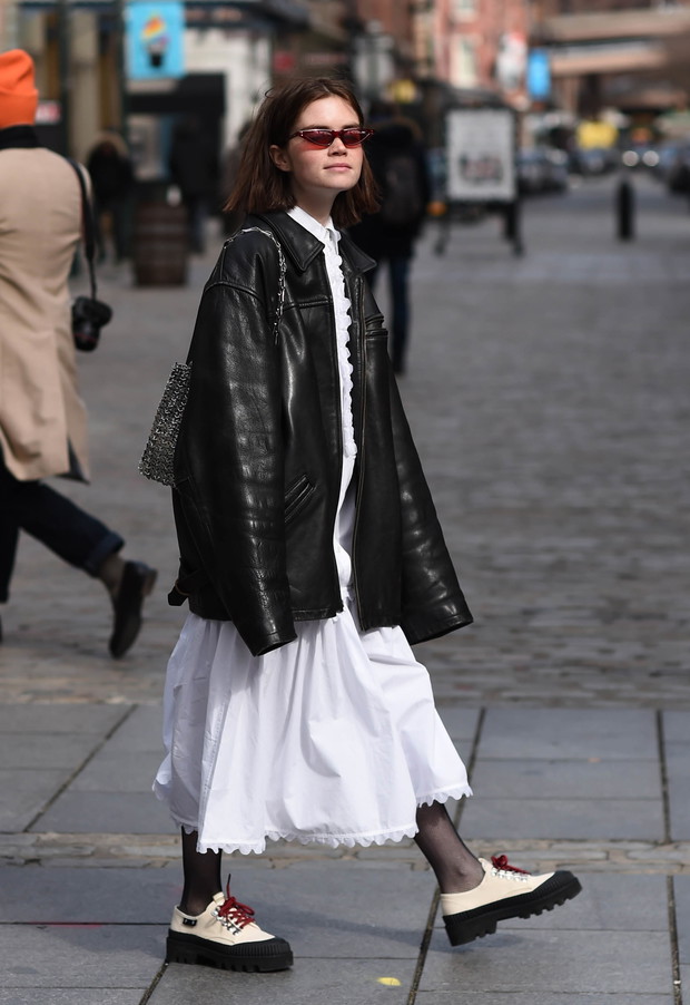 Sukienki na wiosnę 2019: trendy moda wiosna 2019