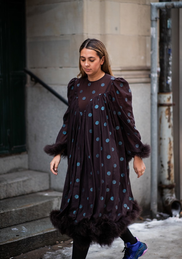 Sukienki trendy wiosna 2019: trendy moda wiosna 2019