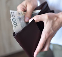 Wskazano 3 znaki zodiaku, które niebawem będą mieć kasy jak lodu