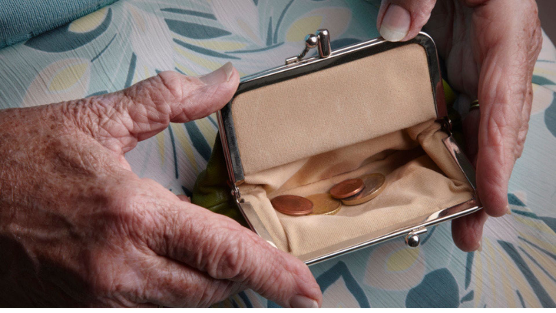 Wróżba z miedzianej monety