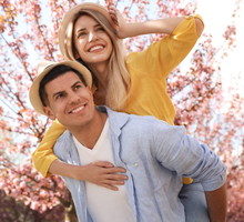 Wskazano 3 znaku zodiaku, którym w maju Amor zawróci w głowie