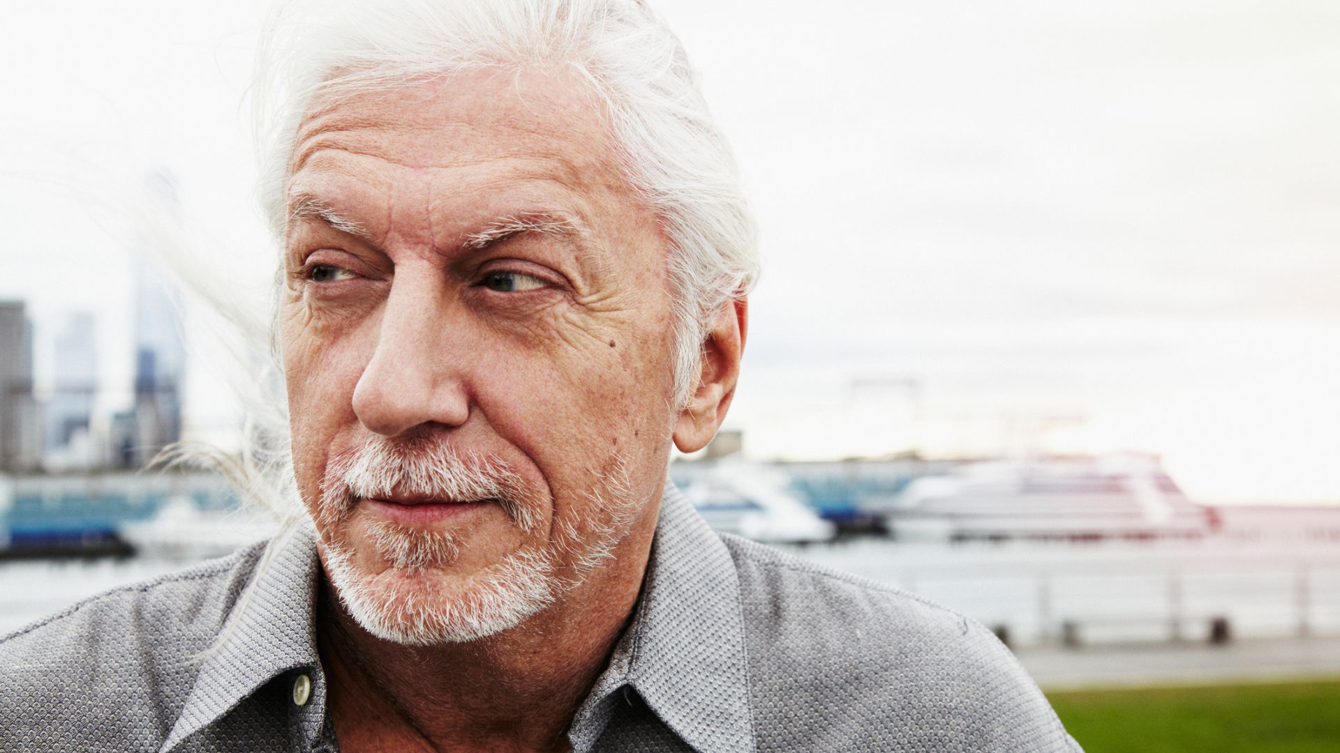 Imiona 3 mężczyzn, którzy nie zapominają o przeszłości