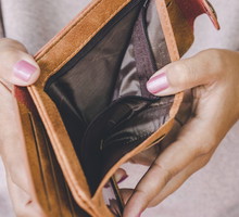 Babcia z Polesia ostrzega ta 1 rzecz a portfelu wróży niedostatek