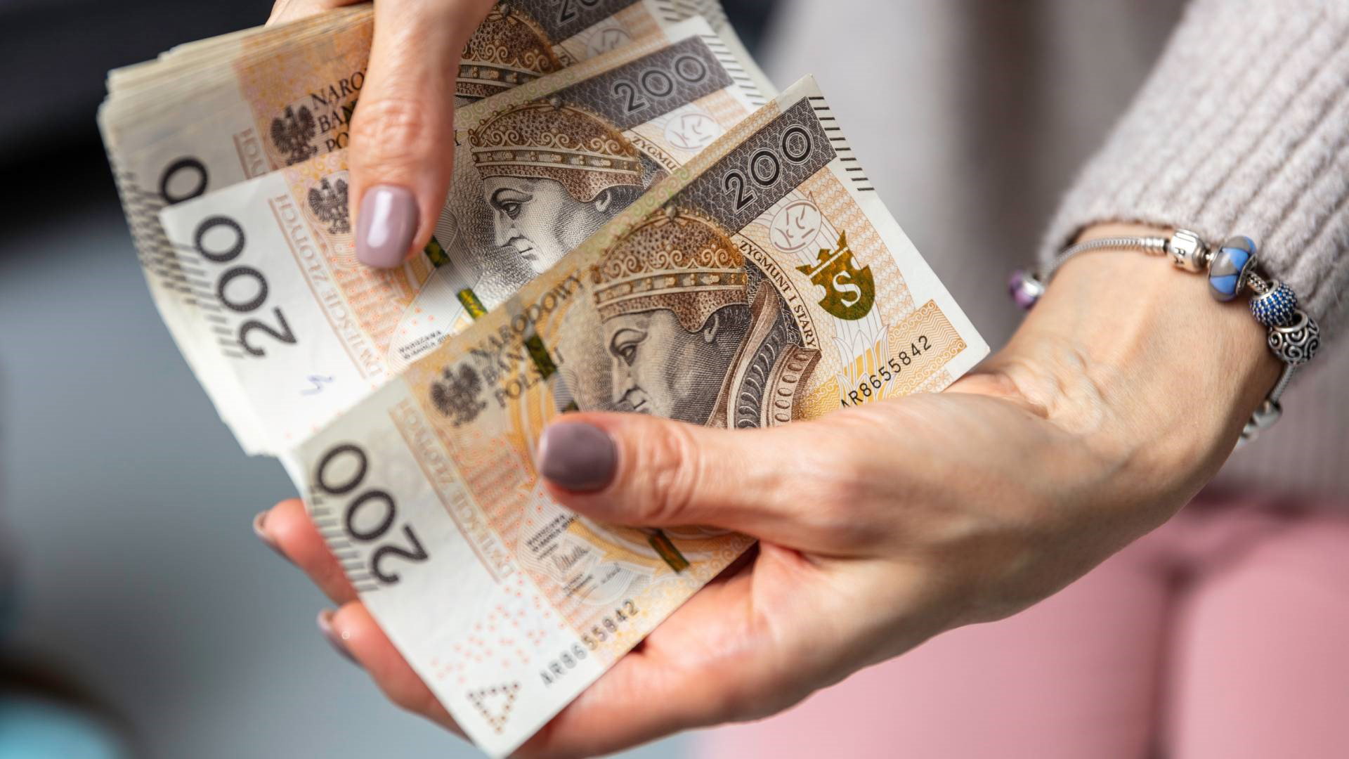 3 znaki zodiaku przyciągają pieniądze jak magnes