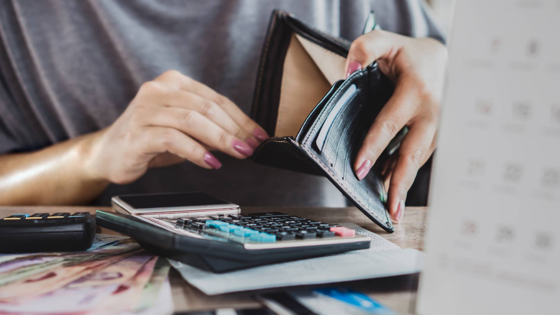 3 znaki zodiaku powinny teraz uważać na wydatki