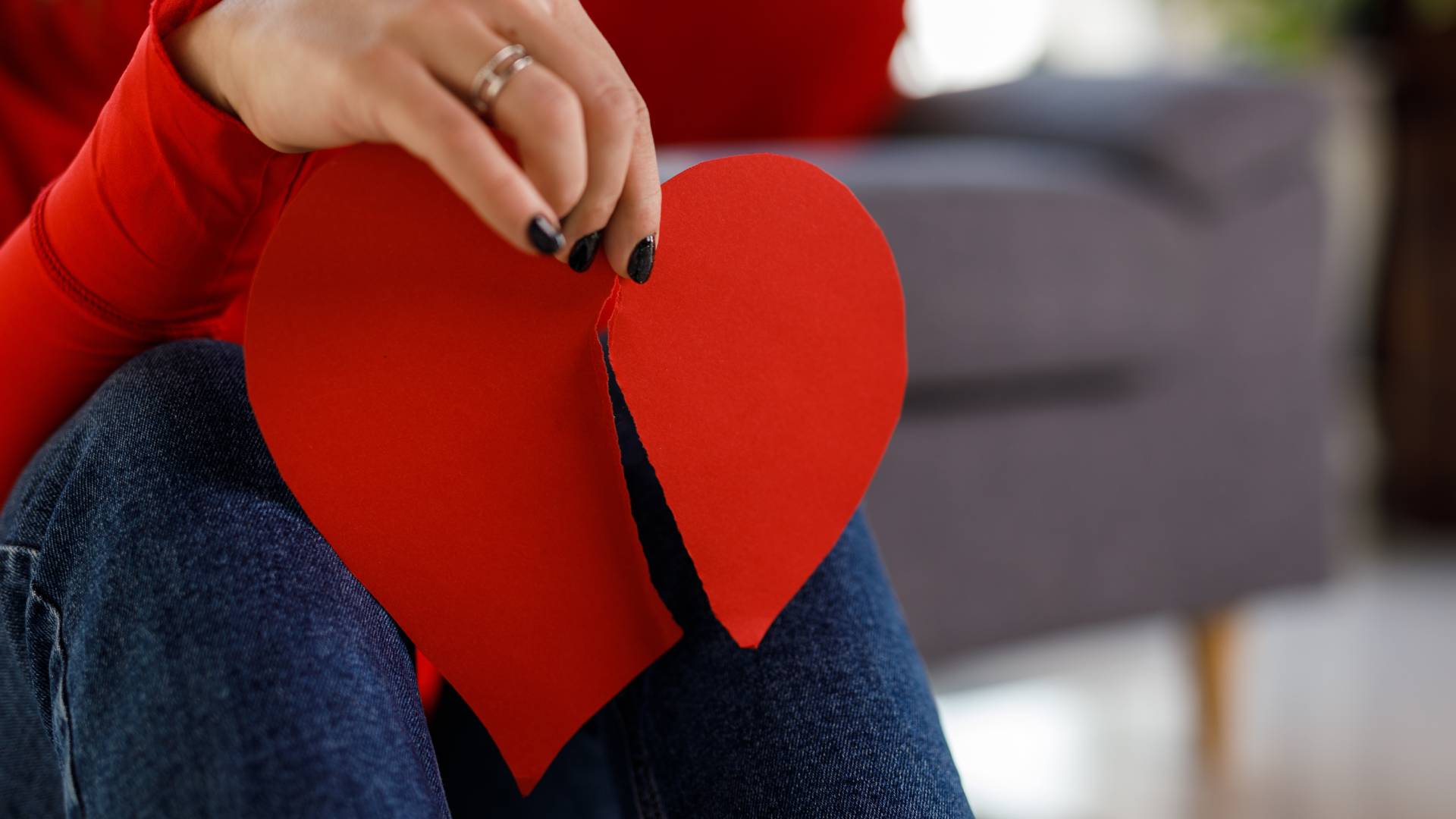 Wskazano 3 znaki zodiaku, które w marcu czeka zawód miłosny