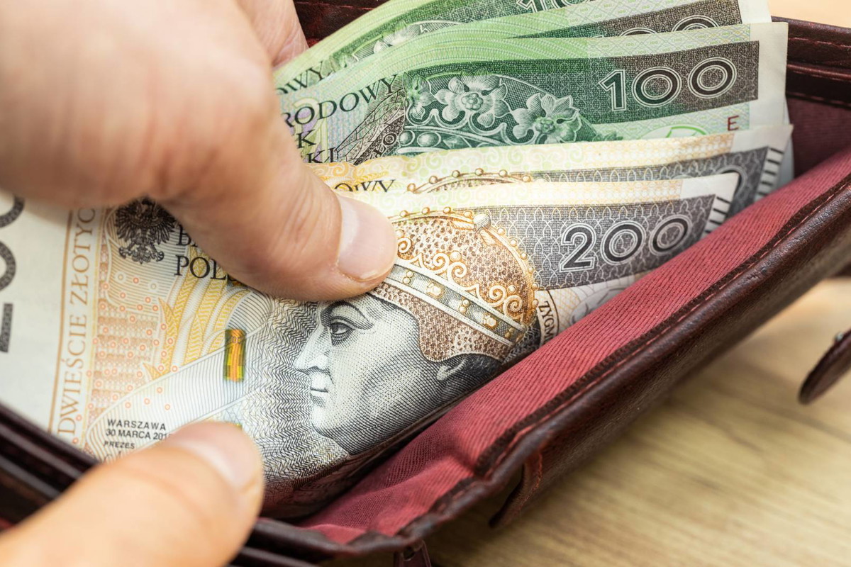 Wskazano 3 znaki zodiaku, na które w marcu spadnie deszcz pieniędzy