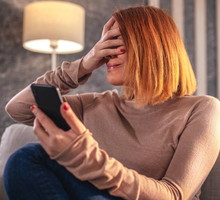 Dzwoneczek przy oknie blokuje złe oko