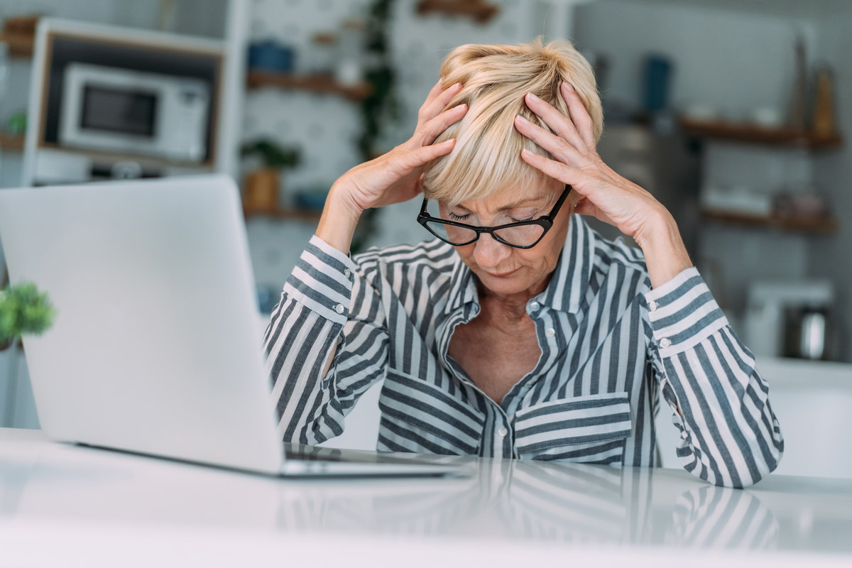 Czarny kamień usuwa zmartwienia i oczyszcza aurę