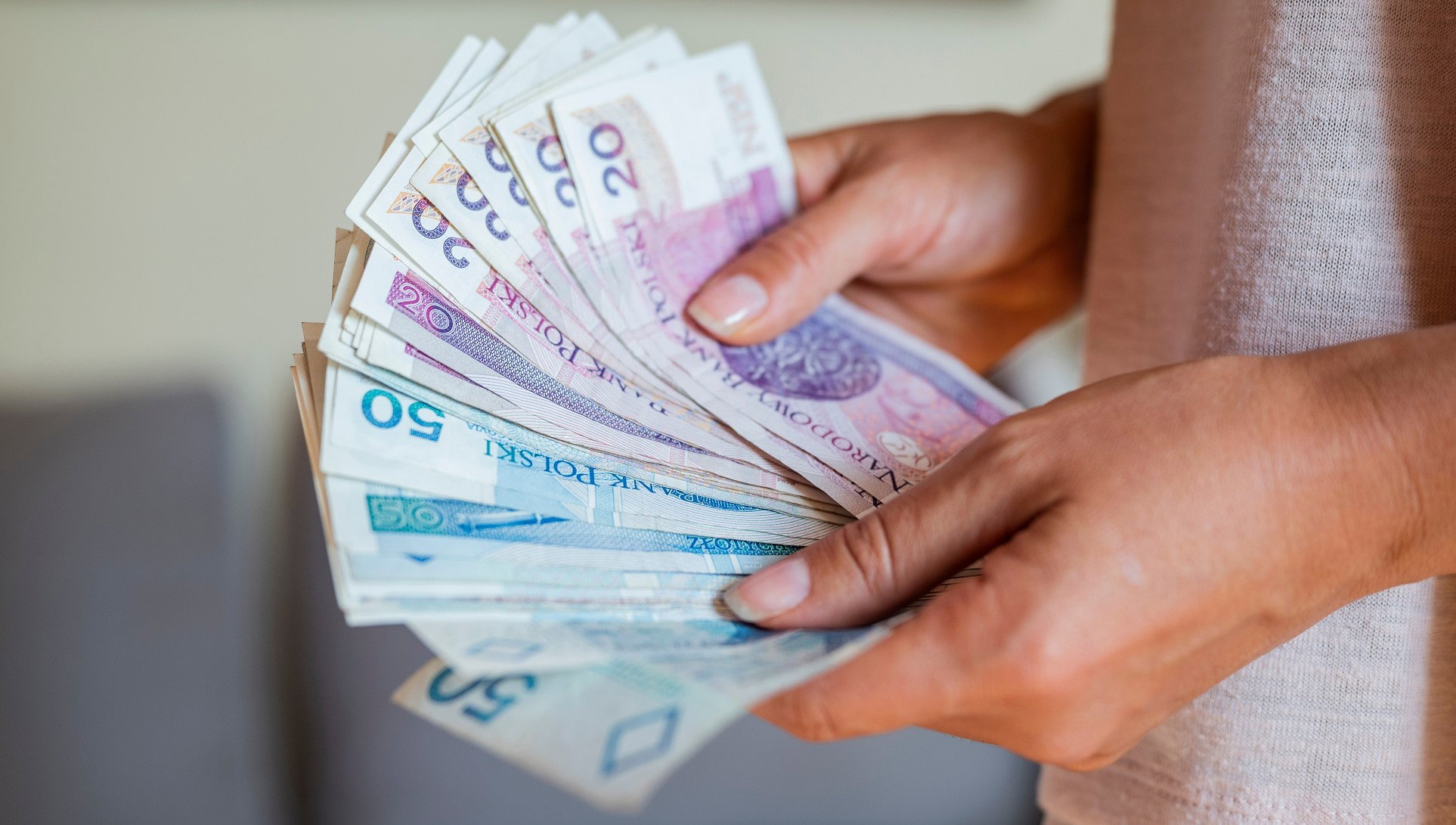 Wskazano 3 znaki zodiaku, które w lutym zgarną fortunę