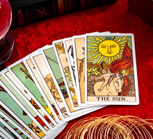 Wielki tarot na luty 2024