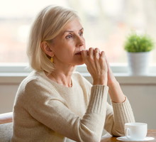 Ten znak wskazuje, że odwiedza cię duch bliskiej osoby