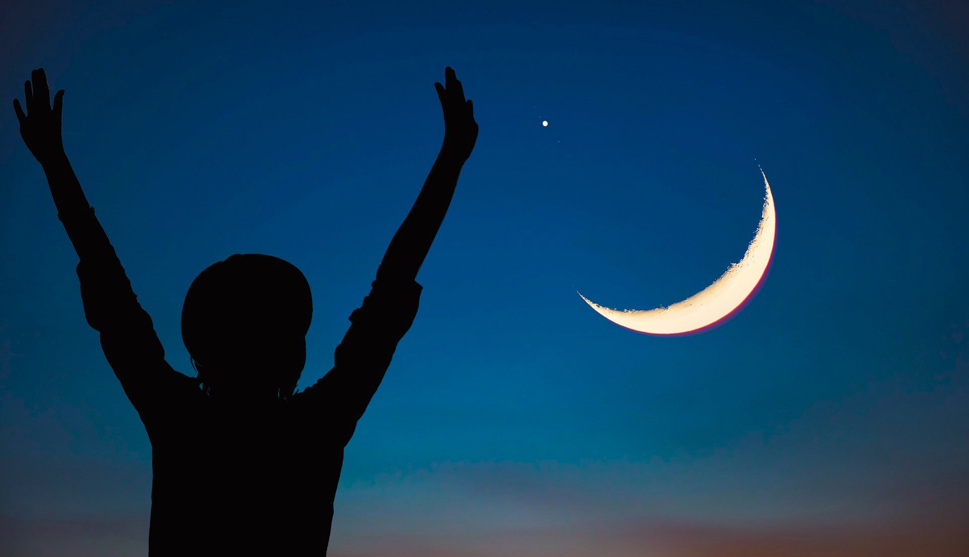 Koniunkcja Księżyca z Neptunem obudzi marzycieli