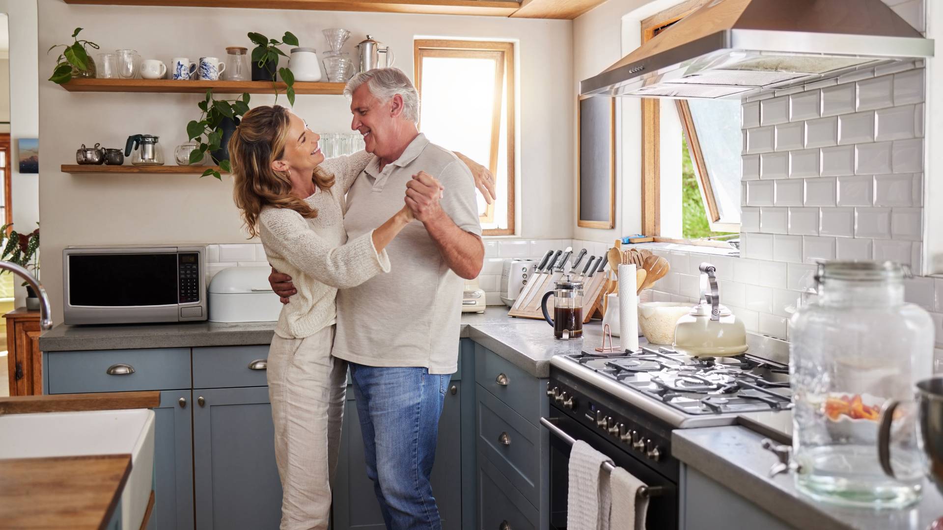 Rytuał z użyciem niebeskiej świecy uwalnia od zmartwień. Ale kluczowy jest 1 szczegół