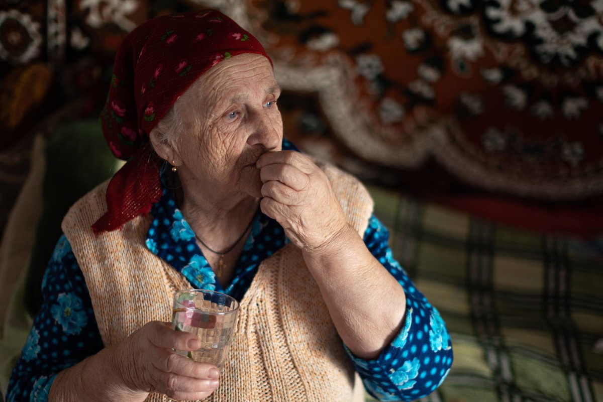 Babciny sposób na odbijcie uroków z użyciem wody