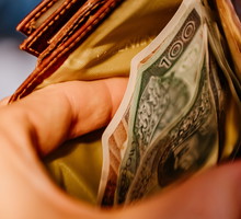 Ten pechowy banknot w portfelu odpycha pieniądze