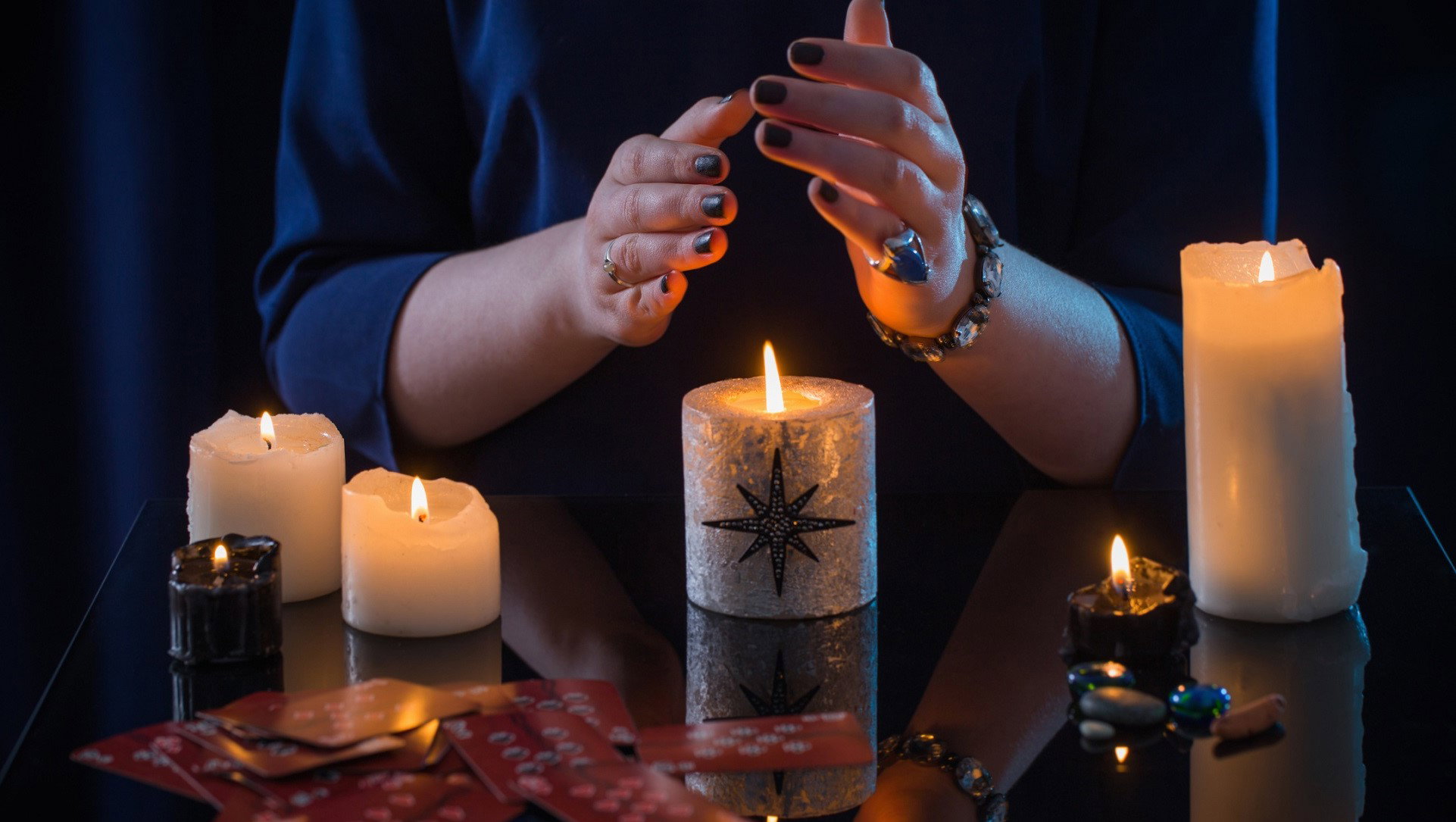 Rytuał białej mocy na nów Księżyca w Koziorożcu