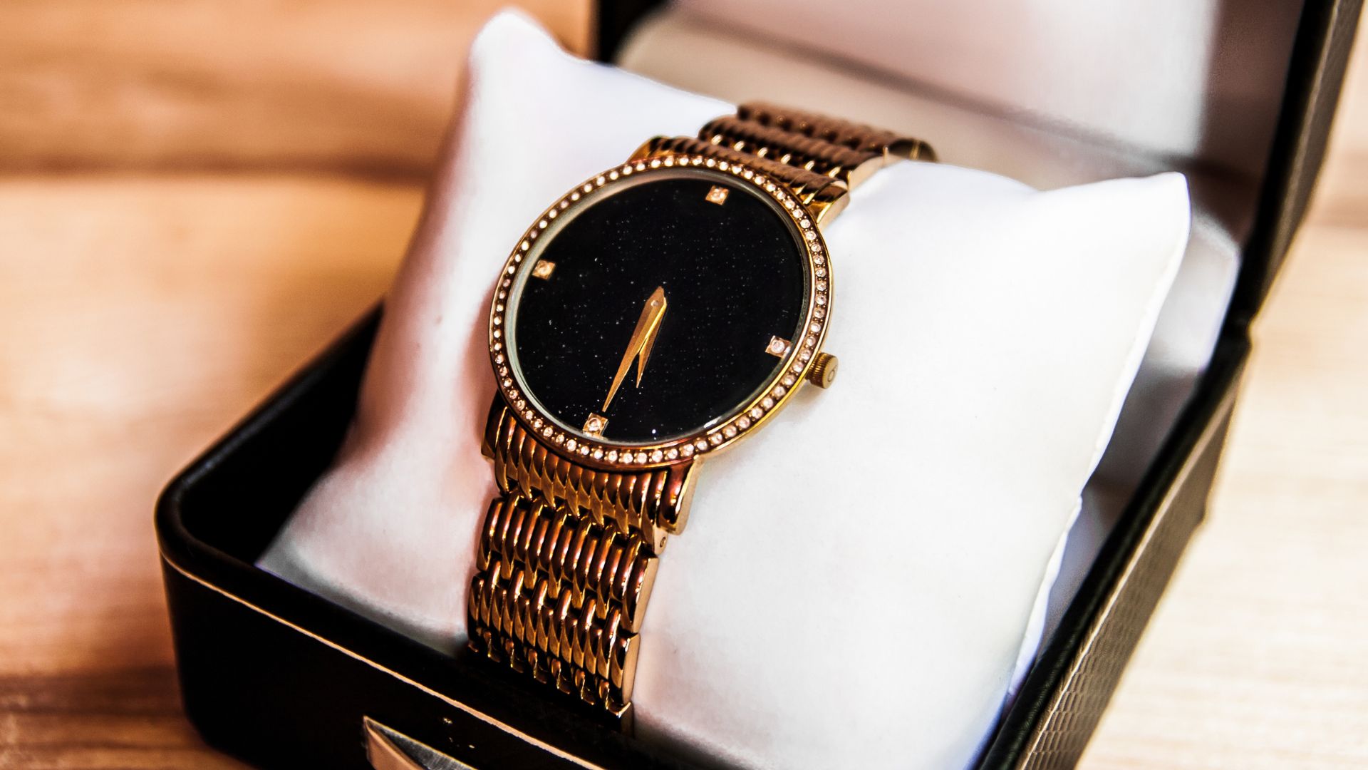 jak odwrócić przesąd z zegarkiem