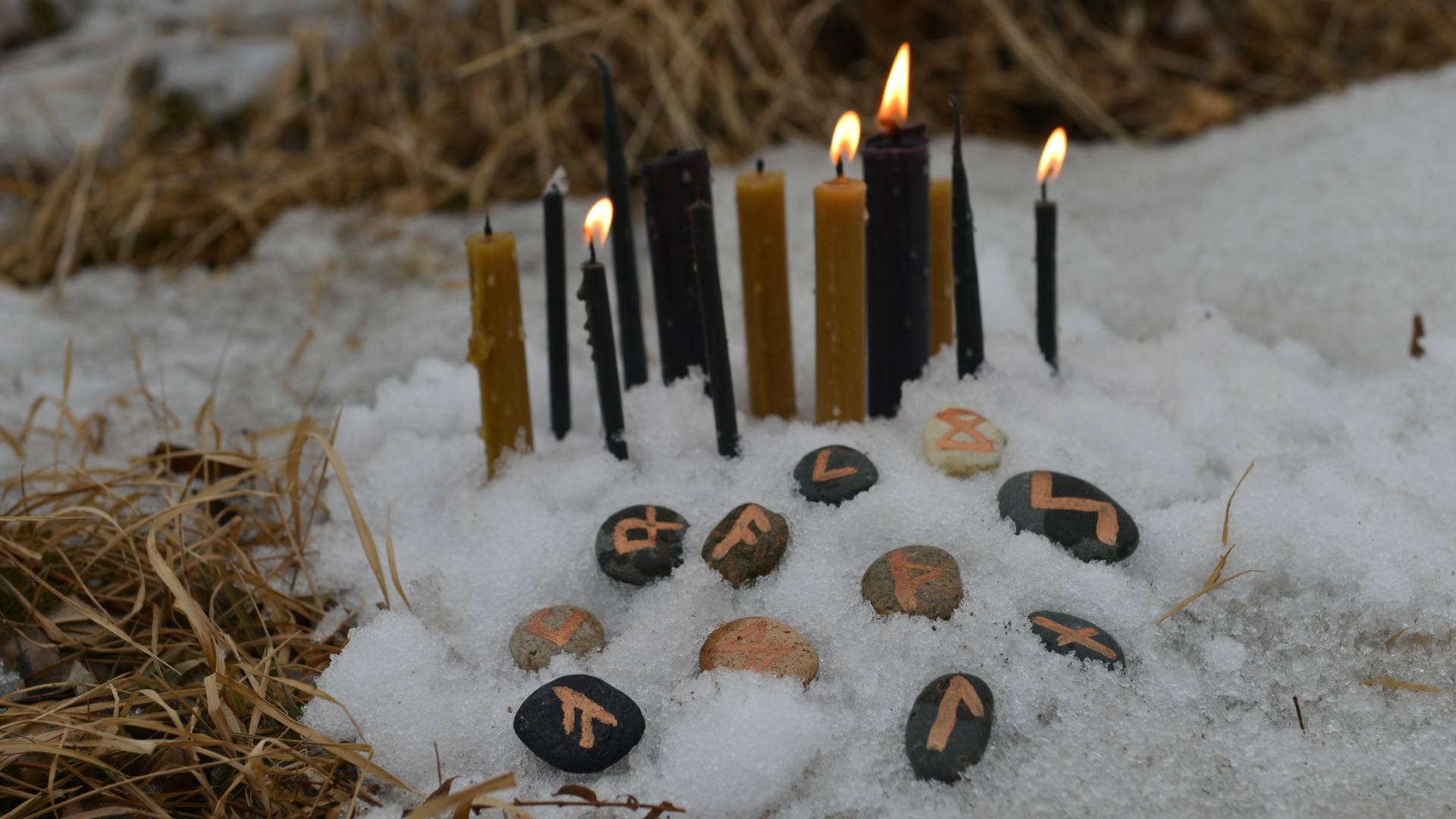 Horoskop runiczny tygodniowy 19-25