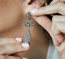 kolczyki na prezent przesąd