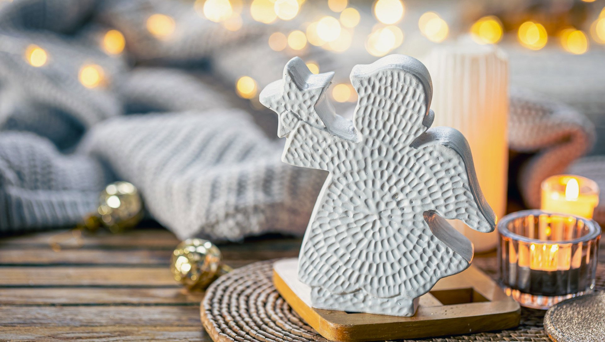 Anielska wróżba na 2024 rok dla każdego znaku zodiaku. Karty anielskie na 2024 rok