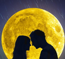 Listopadowa pełnia Księżyca w Bliźniętach rozbudzi miłość. Tylko 2 znaki zodiaku mają szansę na wielkie uczucie