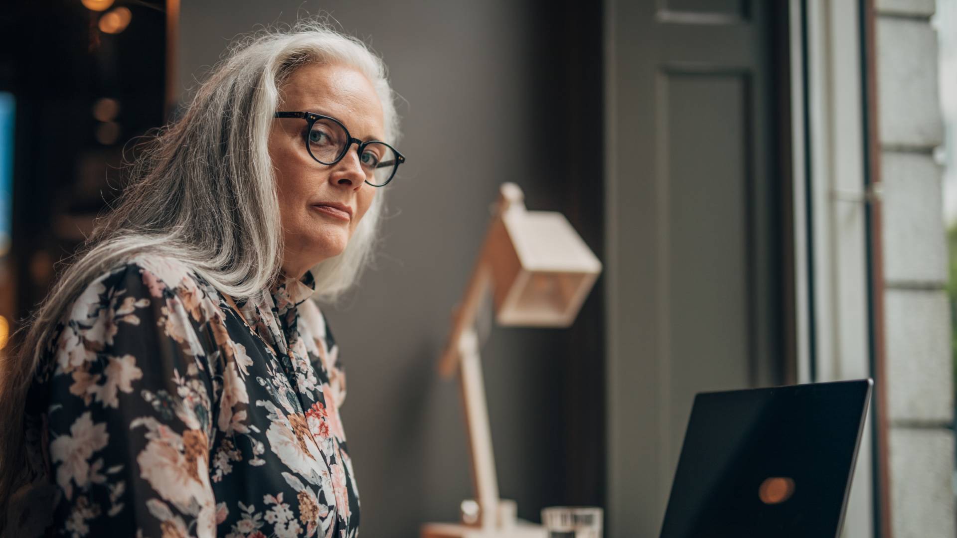 imiona 7 kobiet, które są powściągliwe i nie ufają każdemu