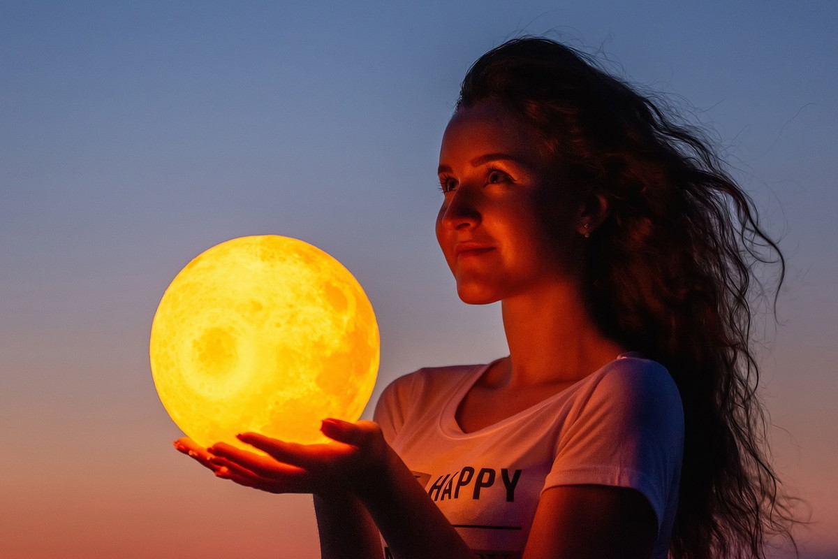 W czasie pełni Księżyca w Byku noś to blisko serca. Przyciągniesz miłość i poprawisz finanse