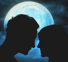 Ten astrologiczny układ przyniesie miłość w powietrzu. Na 2 znaki zodiaku czyha ognisty romans