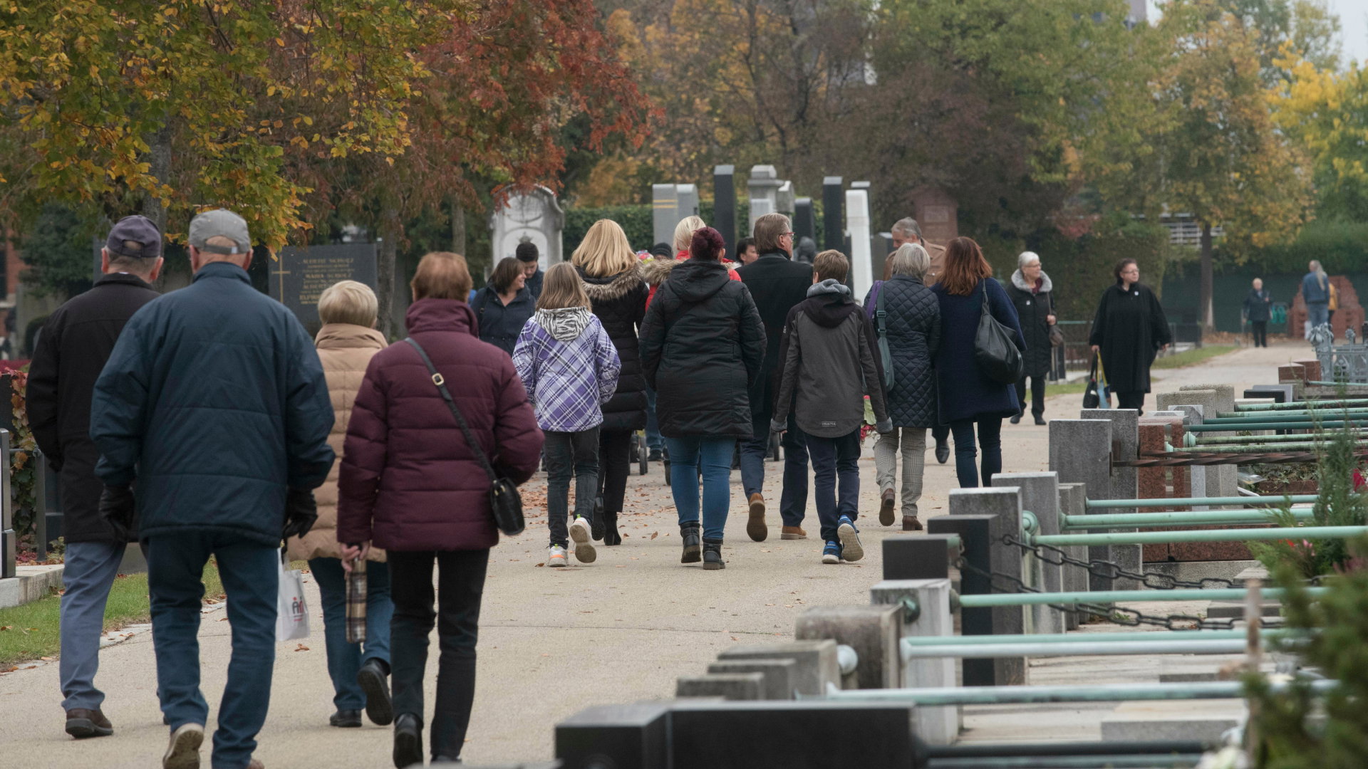Nie wolno jeść na cmentarzu