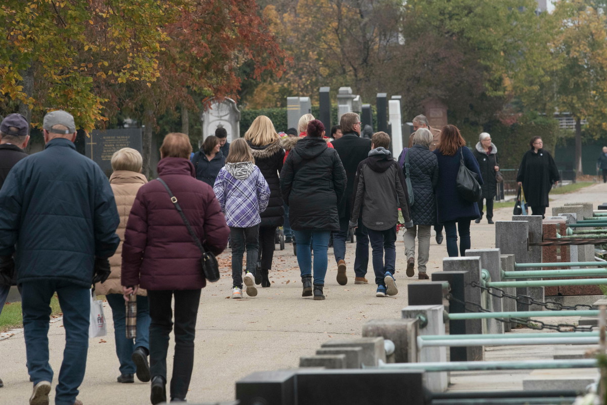 Nie wolno jeść na cmentarzu