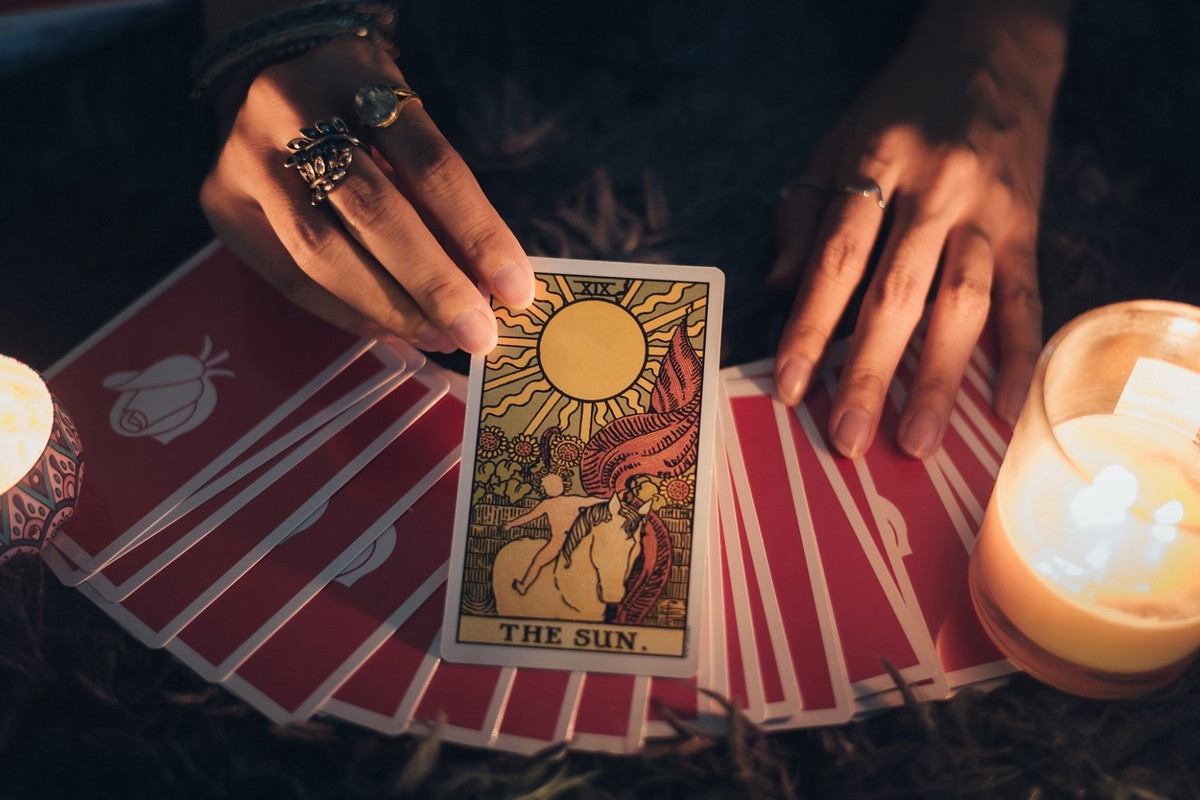 Wielki tarot na listopad 2023