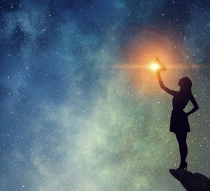 To kosmiczne zjawisko otwiera bramę prawdy. Los odkryje karty 4 znakom zodiaku