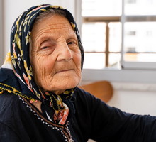 Babcia z Podkarpacia radzi zerwij 1 liść nasięźrzału pospolitego, a zapewnisz sobie miłość i bogactwo. Ale jest haczyk GettyImages Phynart Studio